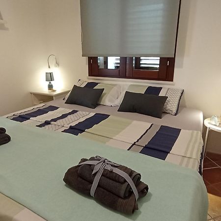 Casa Alba Appartement SantʼAntìoco Kamer foto