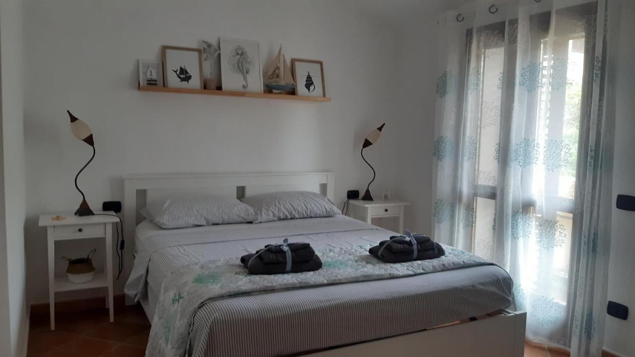 Casa Alba Appartement SantʼAntìoco Buitenkant foto